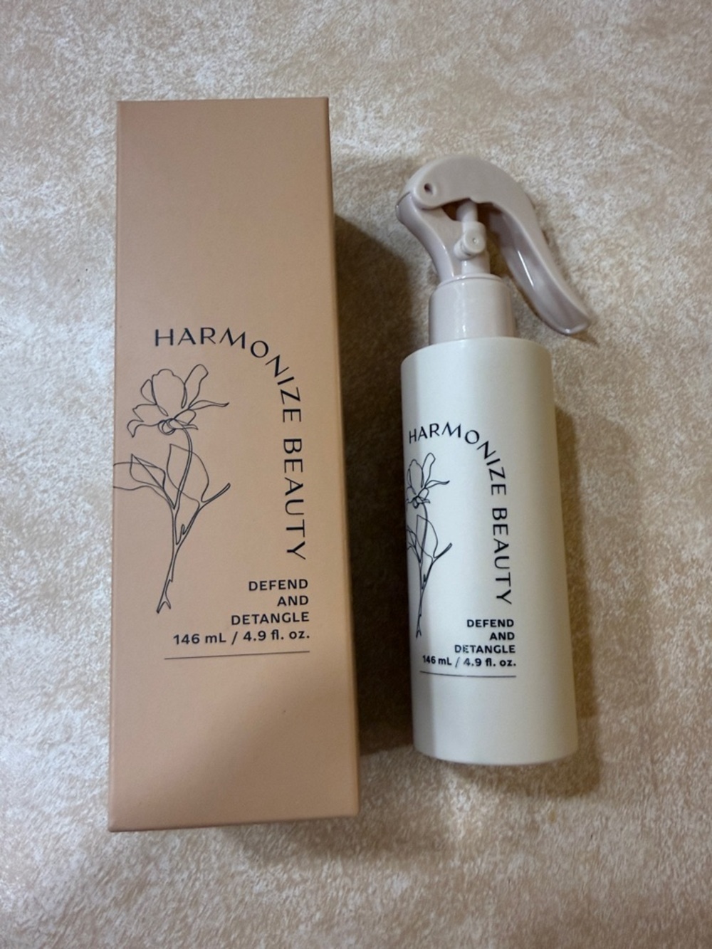 Harmonize Beauty -Defend and Detangle - Beige/Off-White 146 ML 4.9 fl oz
